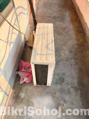 ১.৫ টন এসি